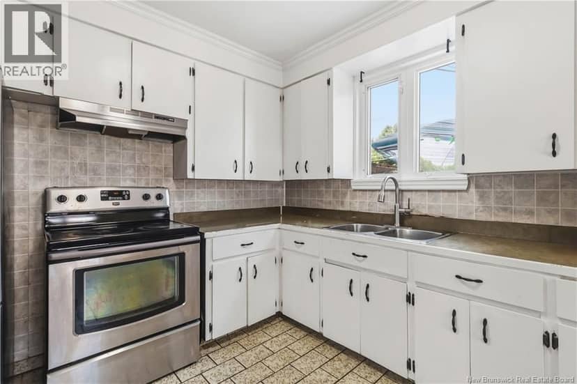 234-236 Ayer Avenue — photo 16 of 30