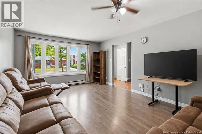 234-236 Ayer Avenue — photo 13 of 30