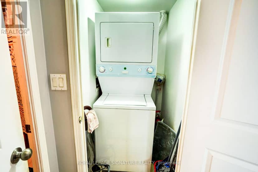 3M - 8 Rosebank Drive — photo 22 of 40