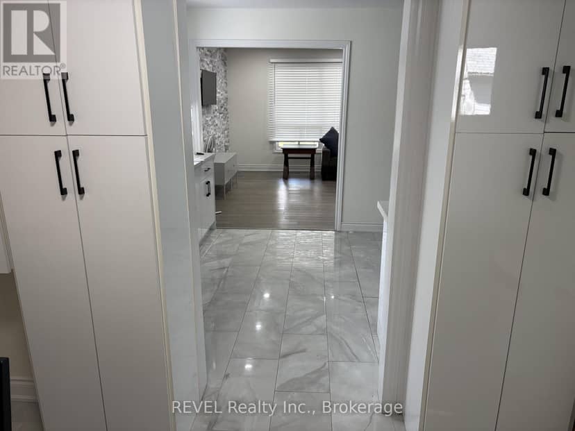 3184 Mosley Street — photo 14 of 24