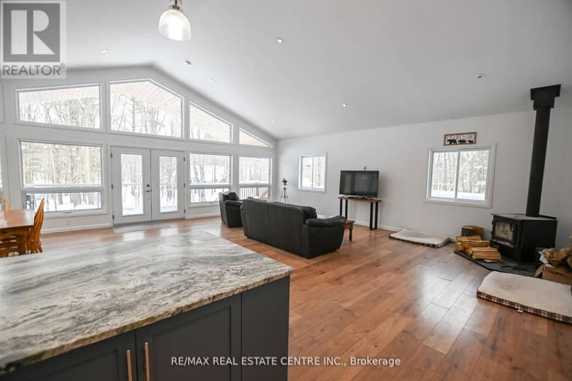 1033 North Shore Drive — photo 10 of 40