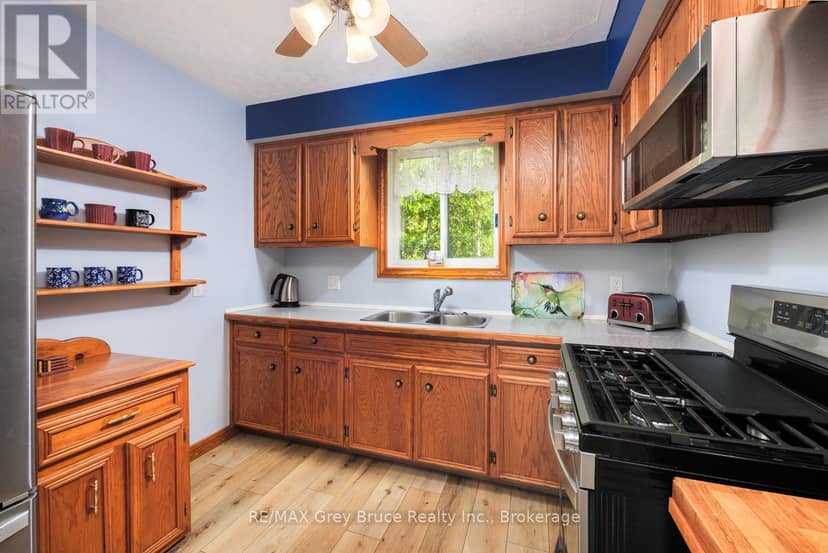 259 Bradley Drive — photo 10 of 40