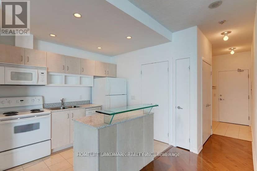 3409 - 208 Queens Quay W — photo 15 of 28