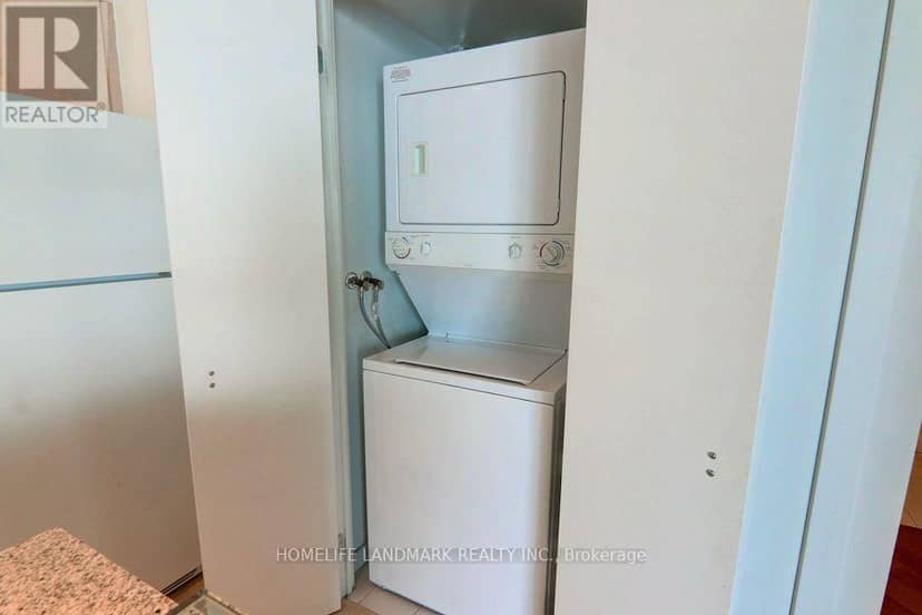 3409 - 208 Queens Quay W — photo 26 of 28
