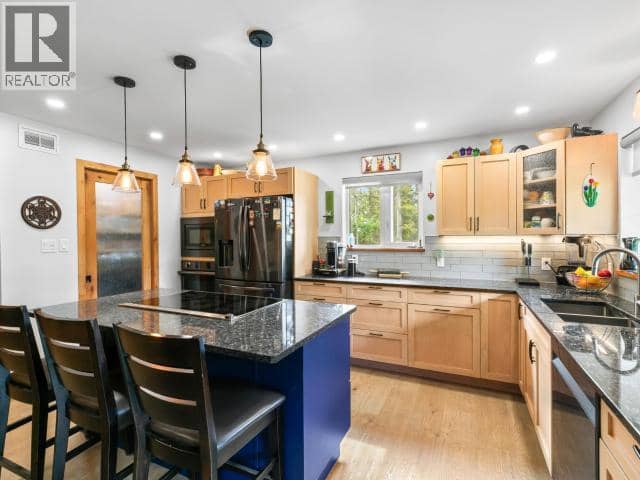 82 Springer Road — photo 8 of 40