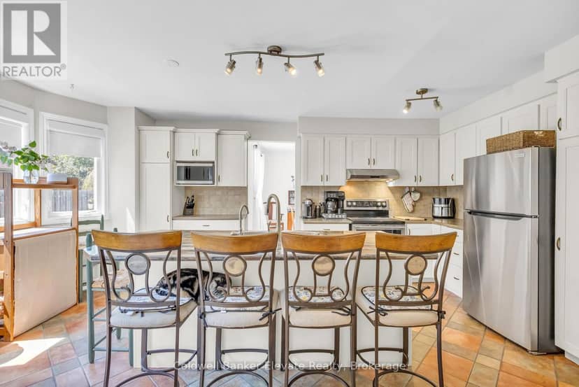 359 Lexington Road — photo 15 of 40