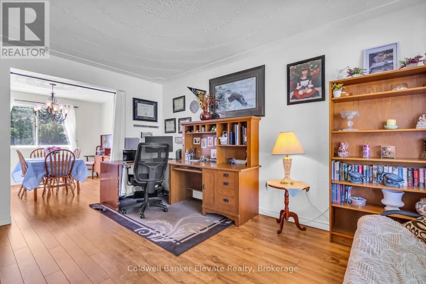 359 Lexington Road — photo 6 of 40