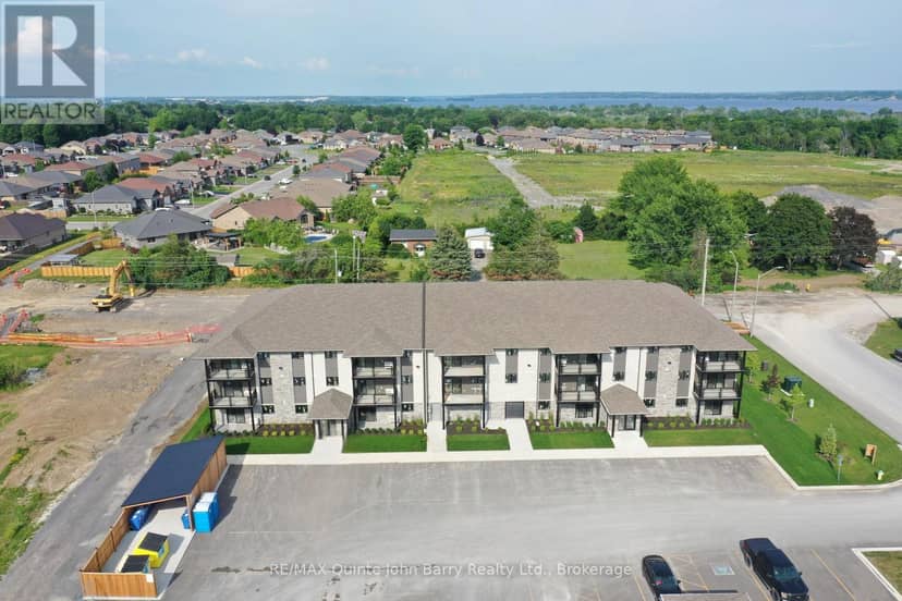 305-10 Hillside Meadow Drive, Quinte West