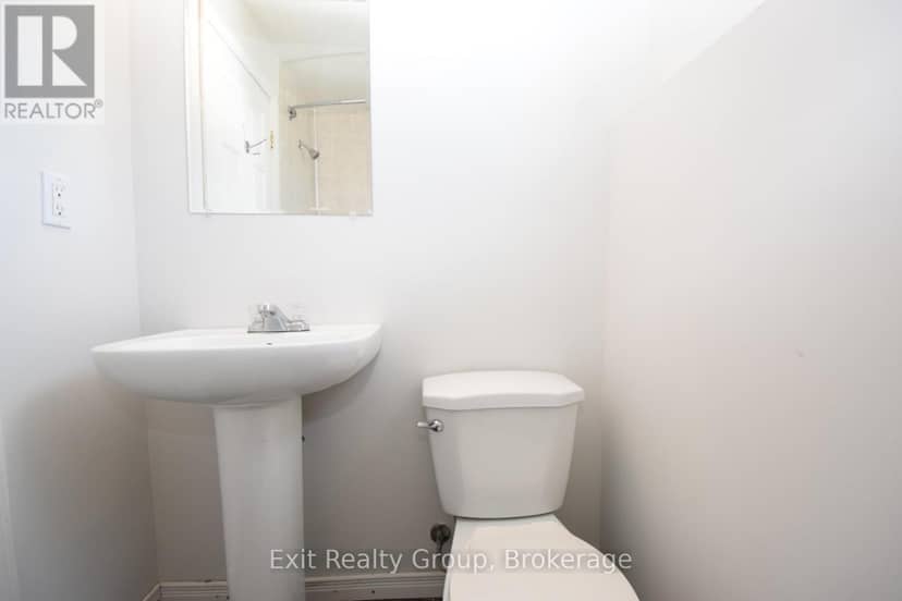 11 Flindall Street — photo 18 of 26