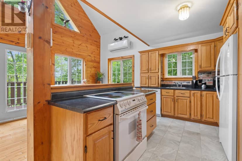 59 West Side Road — photo 18 of 40