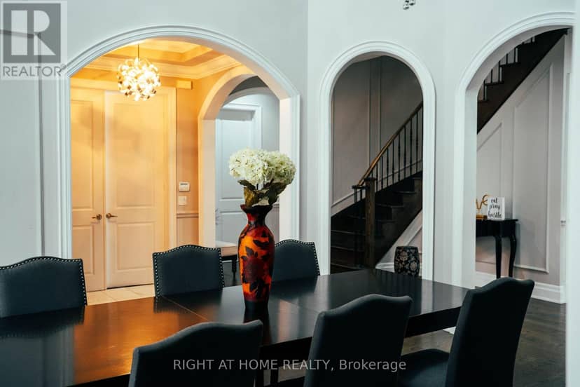 11 Fairmont Close — photo 5 of 25