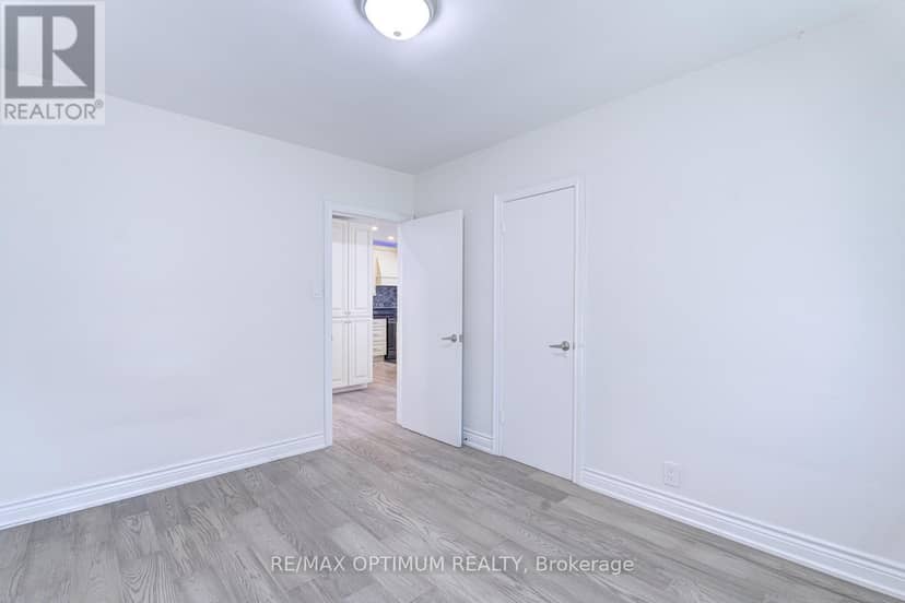 1747 Coram Crescent — photo 18 of 40