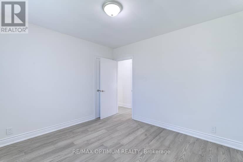 1747 Coram Crescent — photo 22 of 40