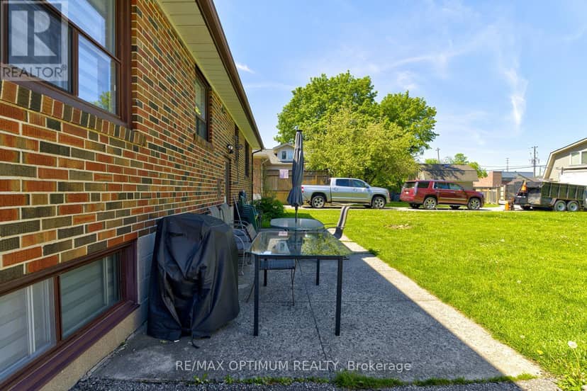 1747 Coram Crescent — photo 40 of 40