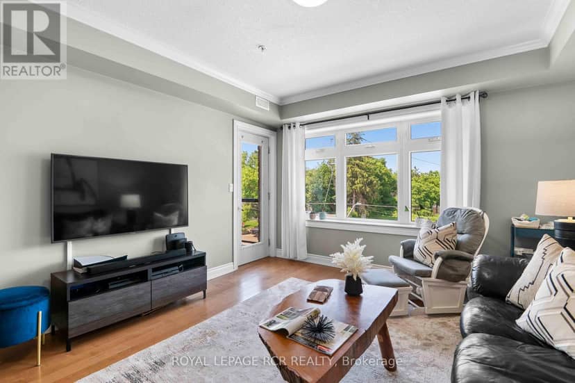 307 - 245 Scotland Street — photo 16 of 30