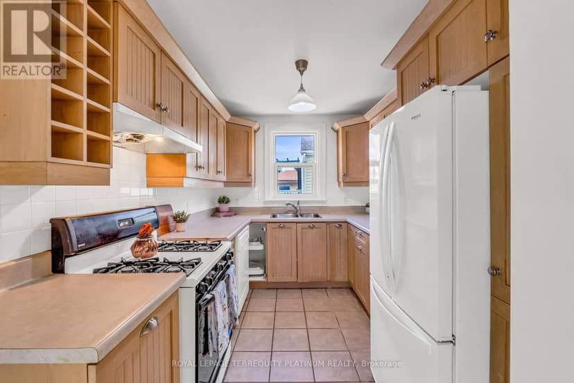 10 Locarno Avenue — photo 16 of 40
