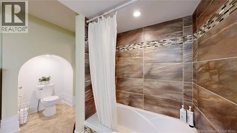 115 Prince William Street Unit# 201 — photo 28 of 40