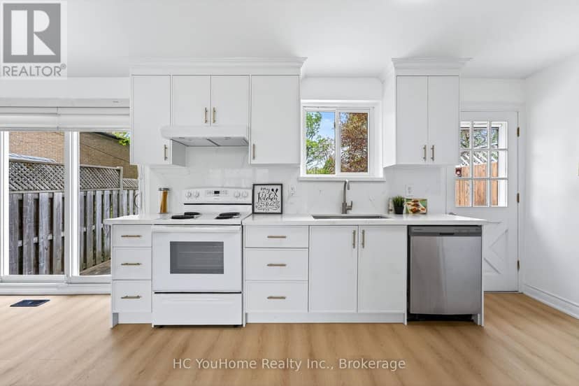 230 East Street — photo 11 of 40