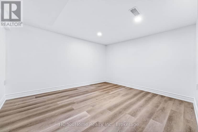 230 East Street — photo 28 of 40