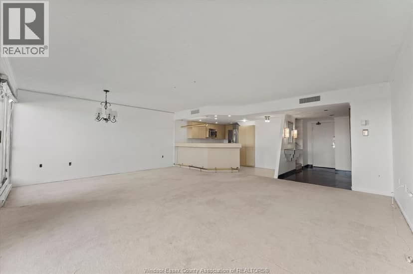 380 PELISSIER STREET Unit# 1302 — photo 8 of 31