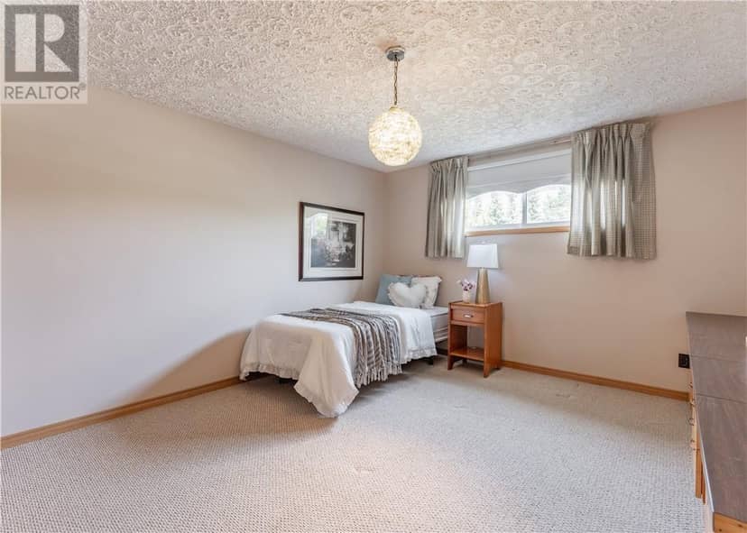 741 Dominion Drive — photo 18 of 40