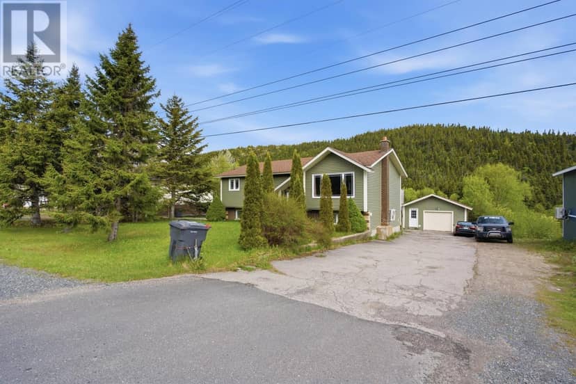 67 Wellington Road — photo 1 of 40