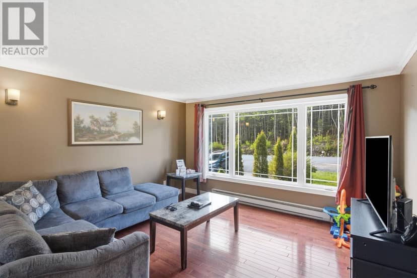67 Wellington Road — photo 14 of 40