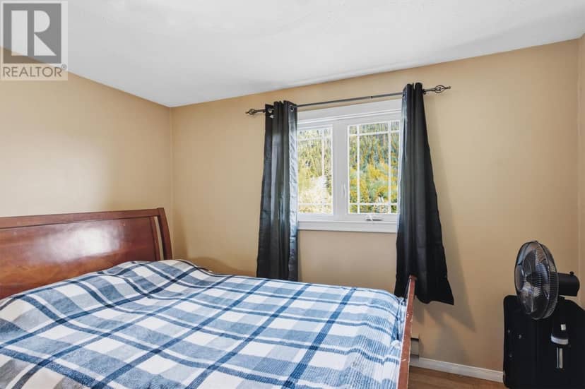 67 Wellington Road — photo 21 of 40