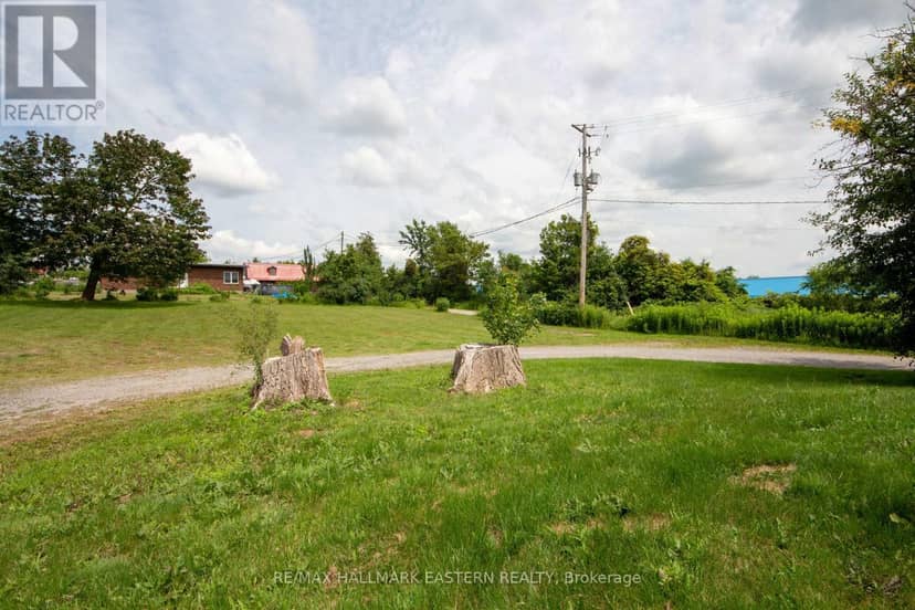 1624 Chemong Road — photo 5 of 35