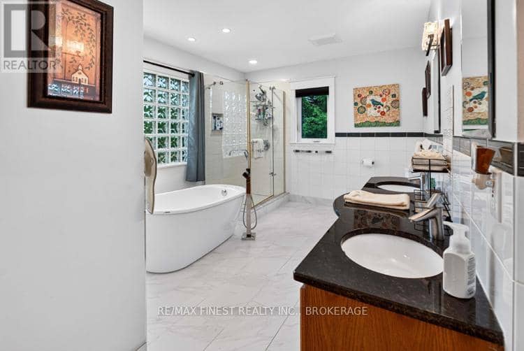 2038 Valleyview Drive — photo 31 of 40