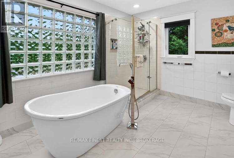 2038 Valleyview Drive — photo 32 of 40