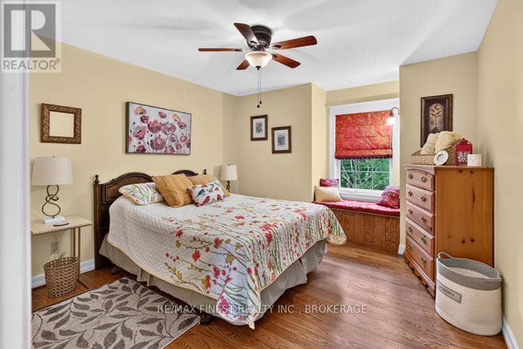 2038 Valleyview Drive — photo 34 of 40