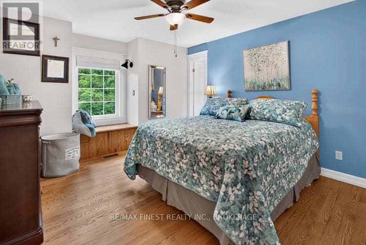 2038 Valleyview Drive — photo 35 of 40