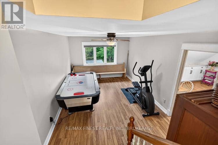 2038 Valleyview Drive — photo 37 of 40
