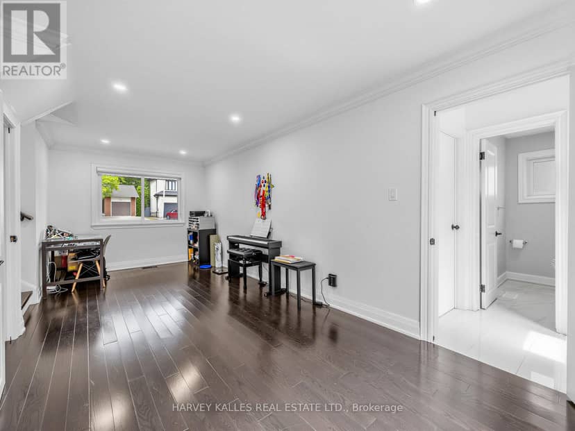 1228 Pallatine Drive — photo 27 of 40