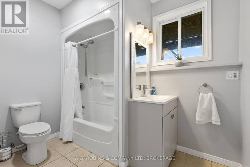 12312 Lakeshore Road — photo 38 of 40