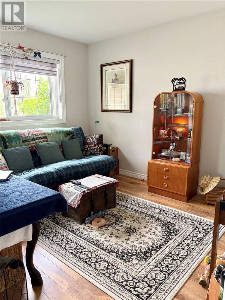 5A, 5B, 7 Margaret — photo 22 of 22