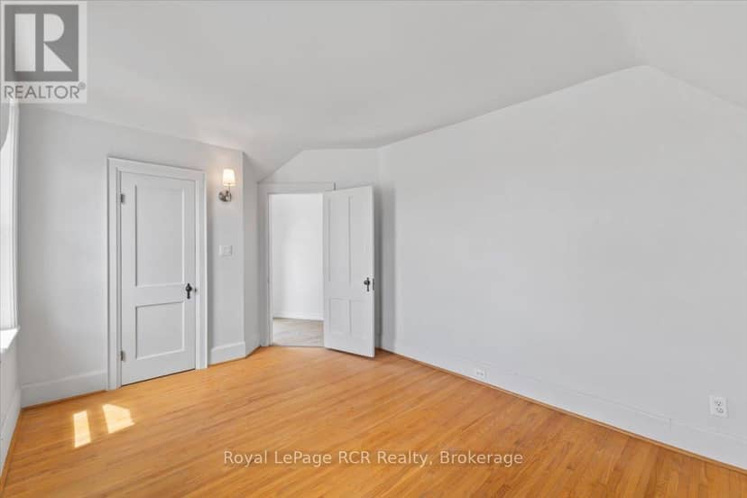 503 10th Avenue — photo 27 of 39