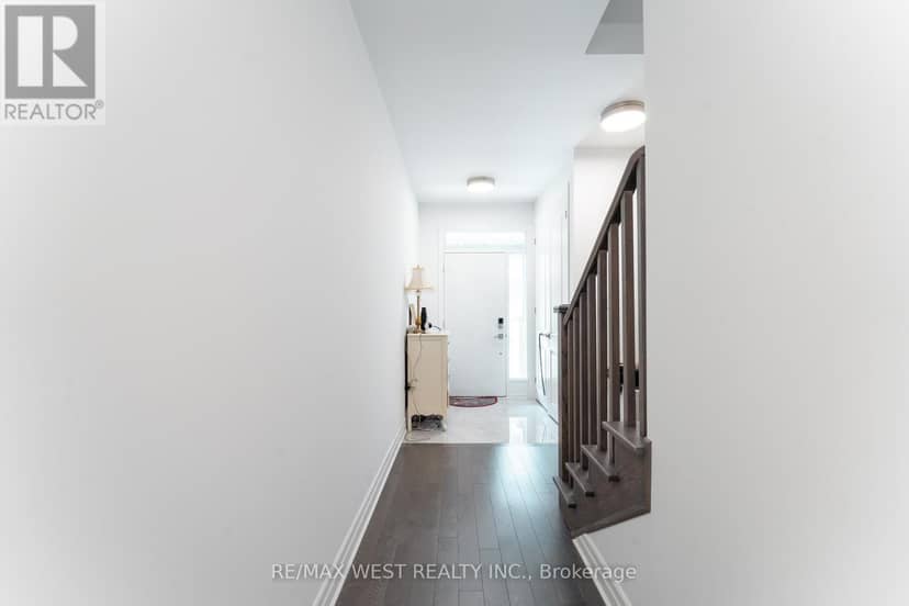 4124 Raybria Way — photo 10 of 35