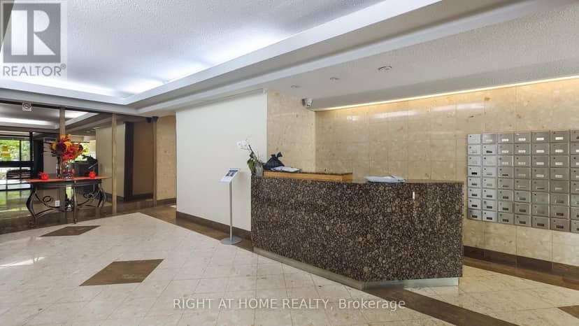 2805 - 100 Antibes Drive — photo 37 of 40