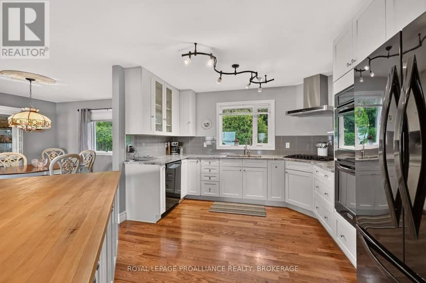 535 Main Street — photo 14 of 40