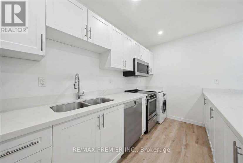 184 King Street E — photo 20 of 30