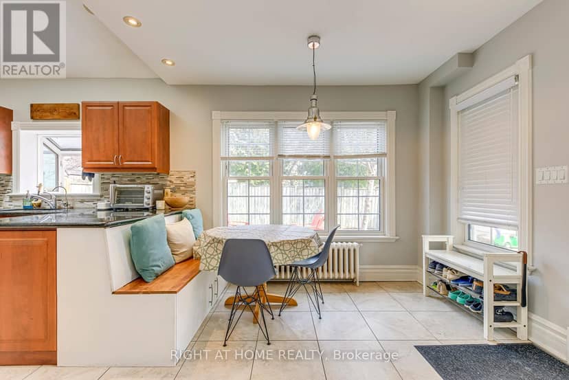 24 Mill Street N — photo 2 of 37