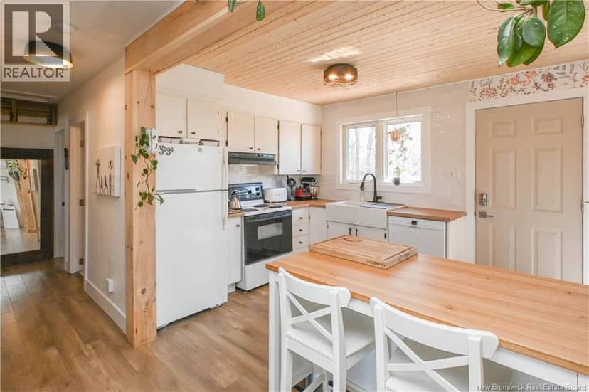 3180 Alcide Street — photo 15 of 37