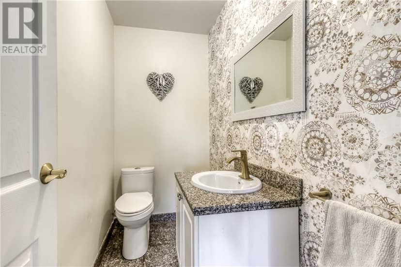 265 Montcalm Avenue — photo 11 of 40