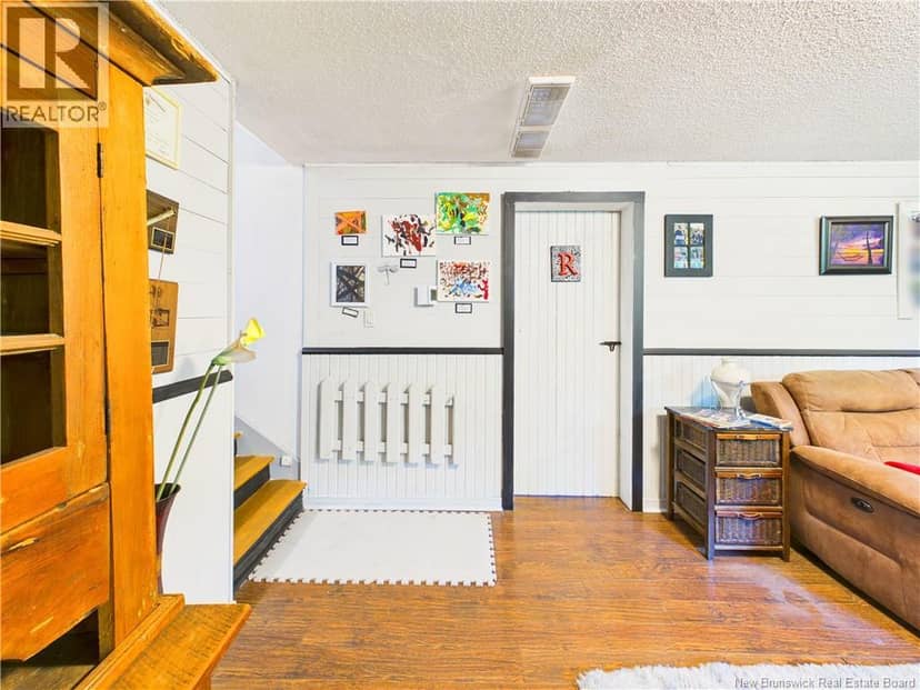 252 Ammon Road — photo 8 of 40