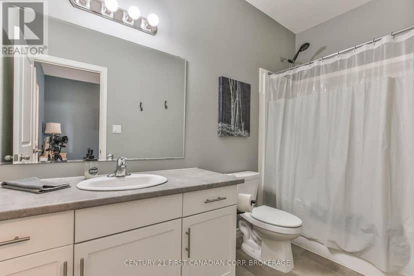 283 Boyd Boulevard — photo 24 of 38