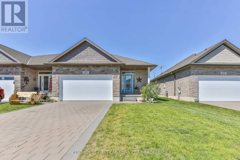 283 Boyd Boulevard — photo 35 of 38