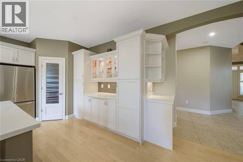 112 DIRKSEN Court — photo 11 of 40
