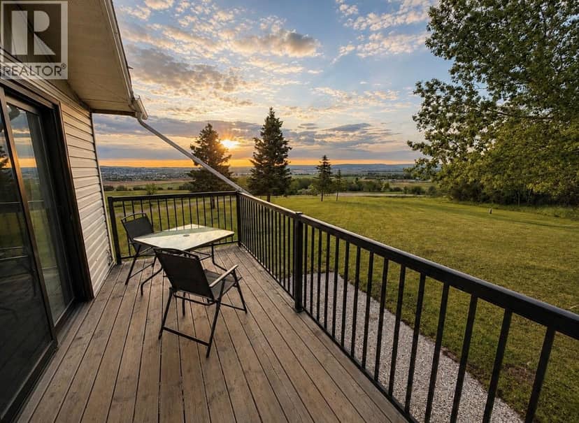 13001 Leer Subdivision, Dawson Creek, photo 2